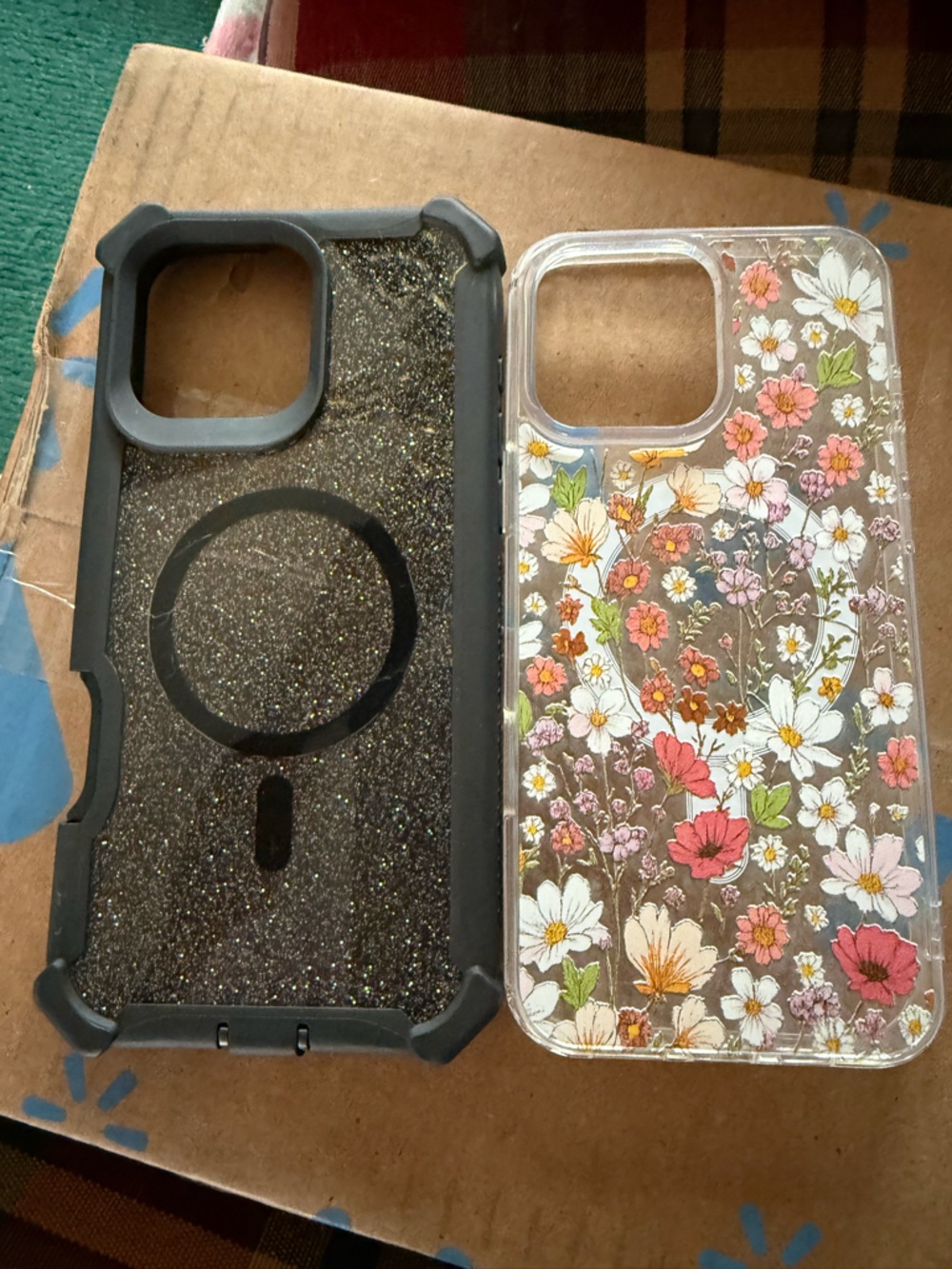 MagSafe-Compatible Protective Phone Case — Various options - Picture 3 of 4
